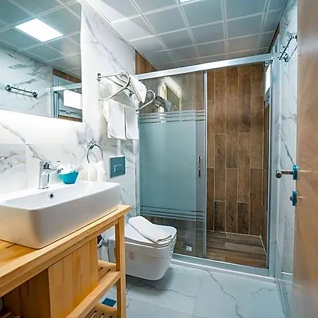 Otel Twins Çeşme